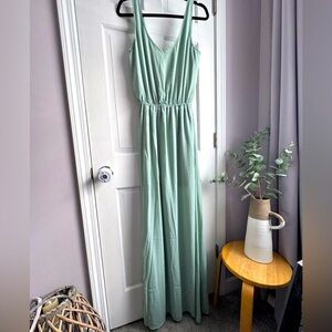 Elegant Sage Green Maxi Dress